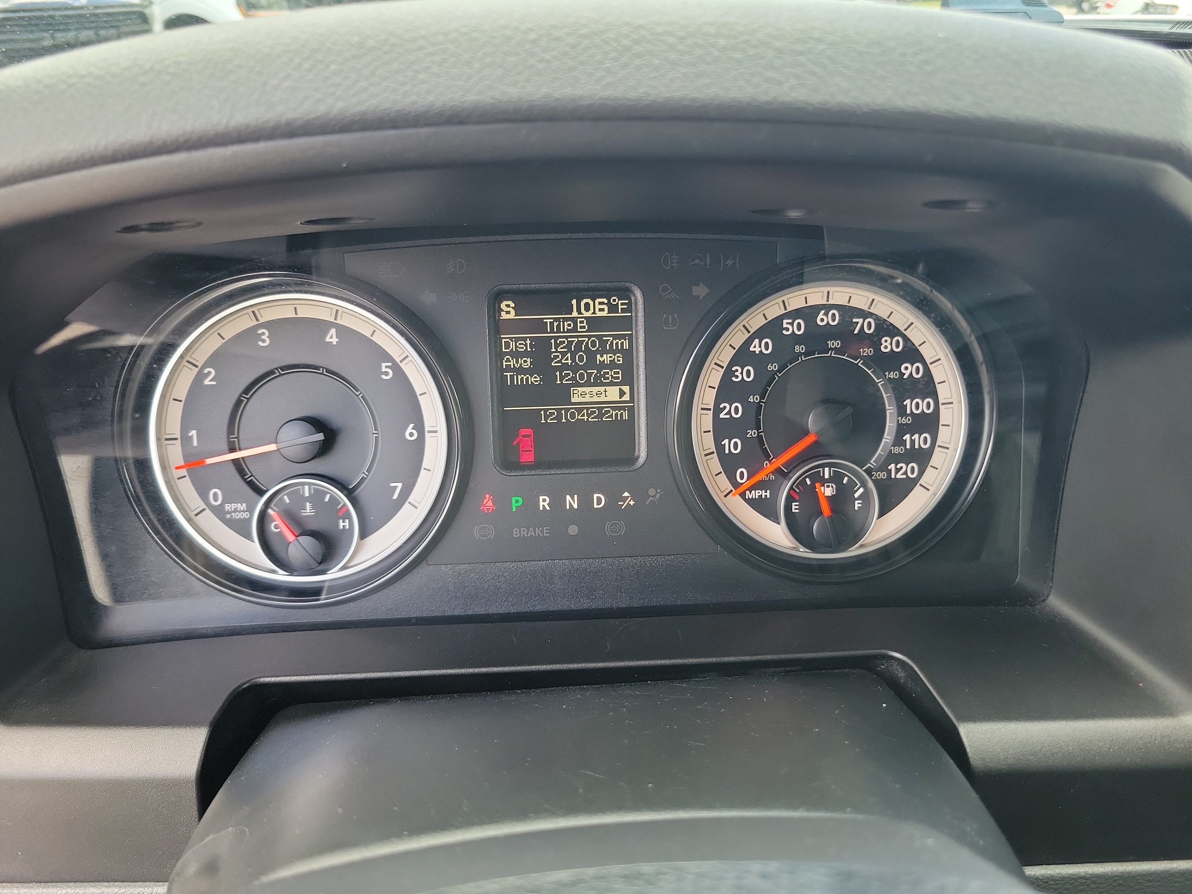 Used 2019 RAM 1500 Classic SLT RWD image 31