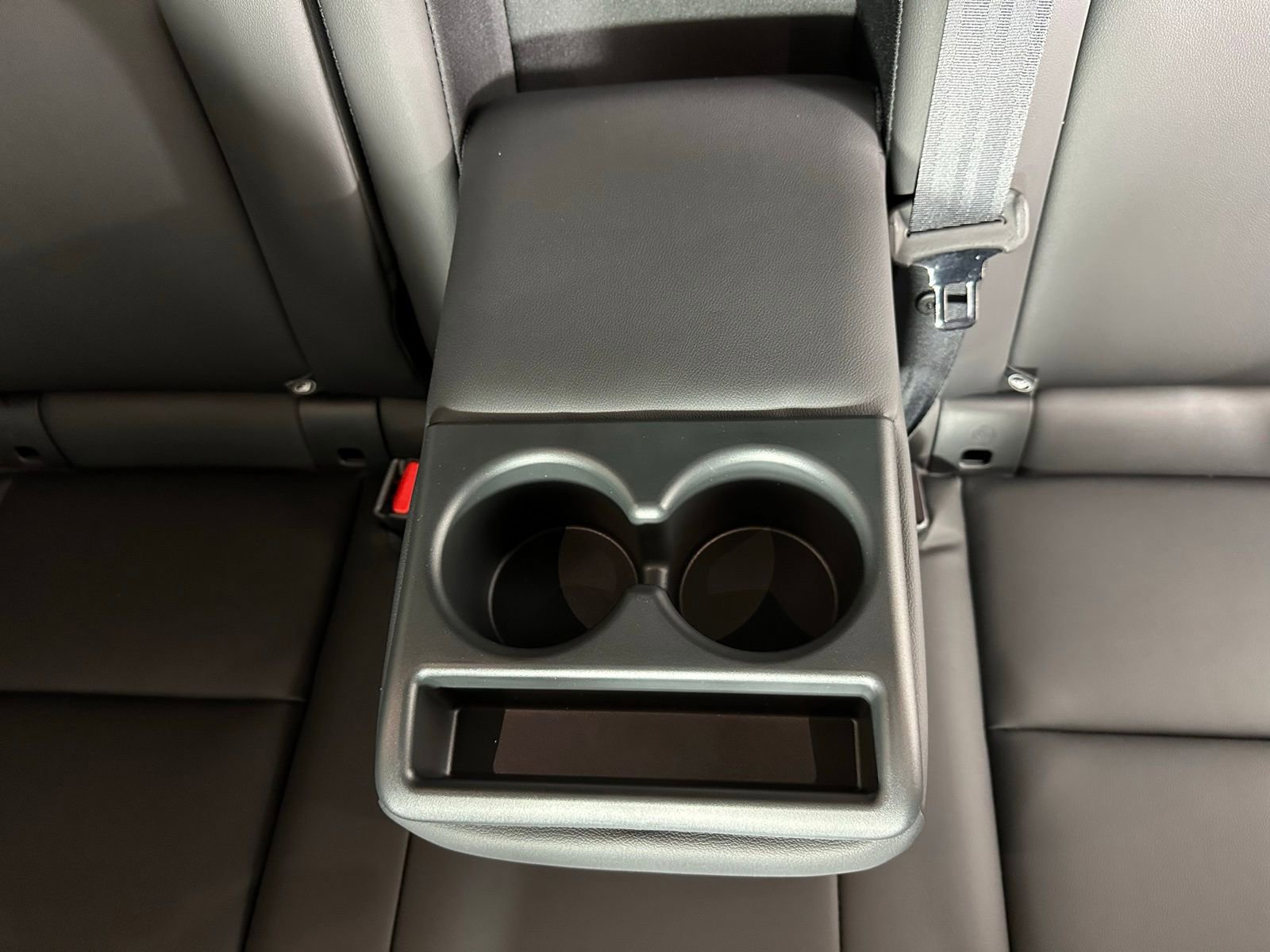 Used 2025 Nissan Murano SV image 31