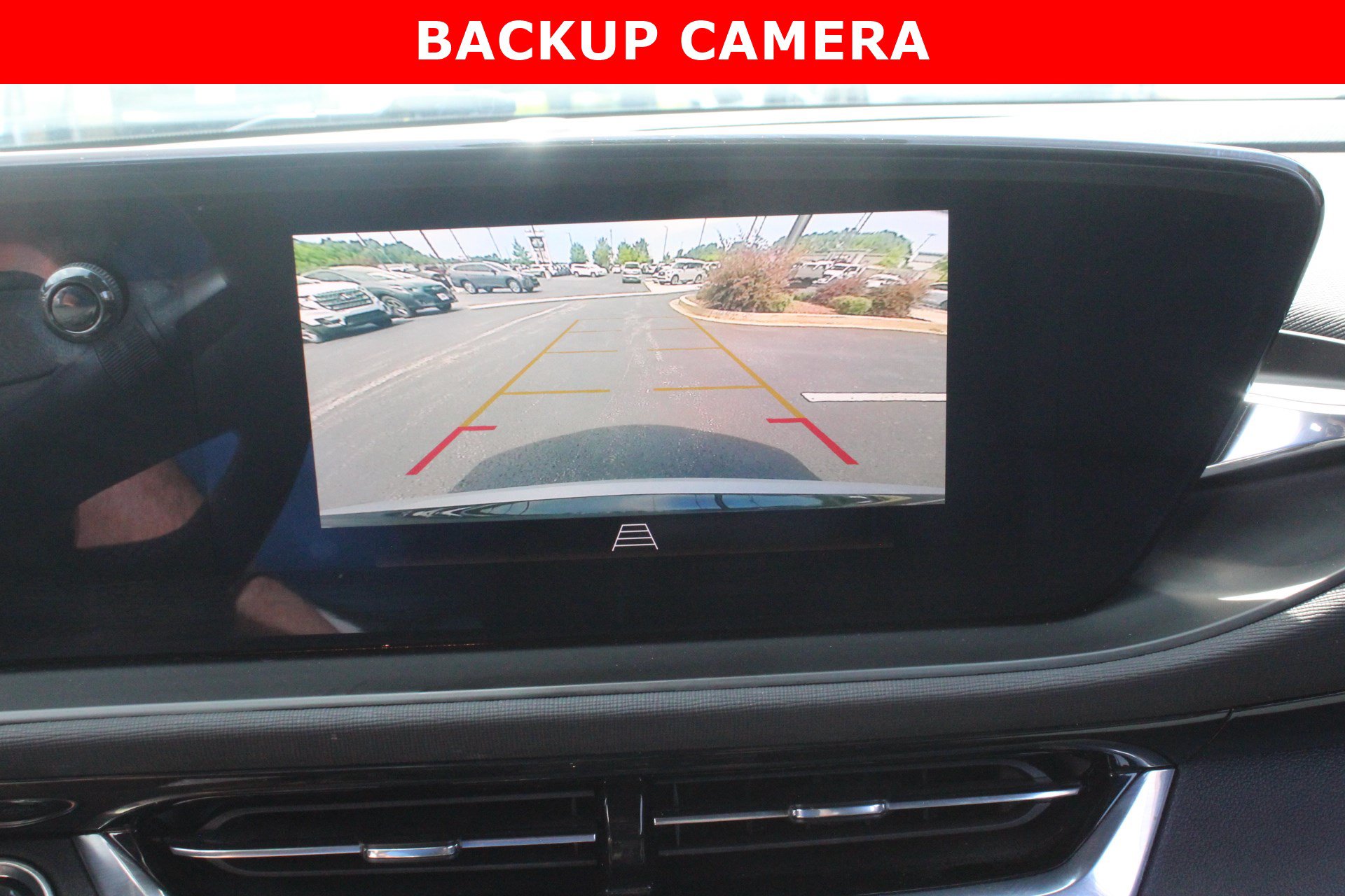 Used 2024 Buick Envista Sport Touring w/ Convenience I Package FWD image 21