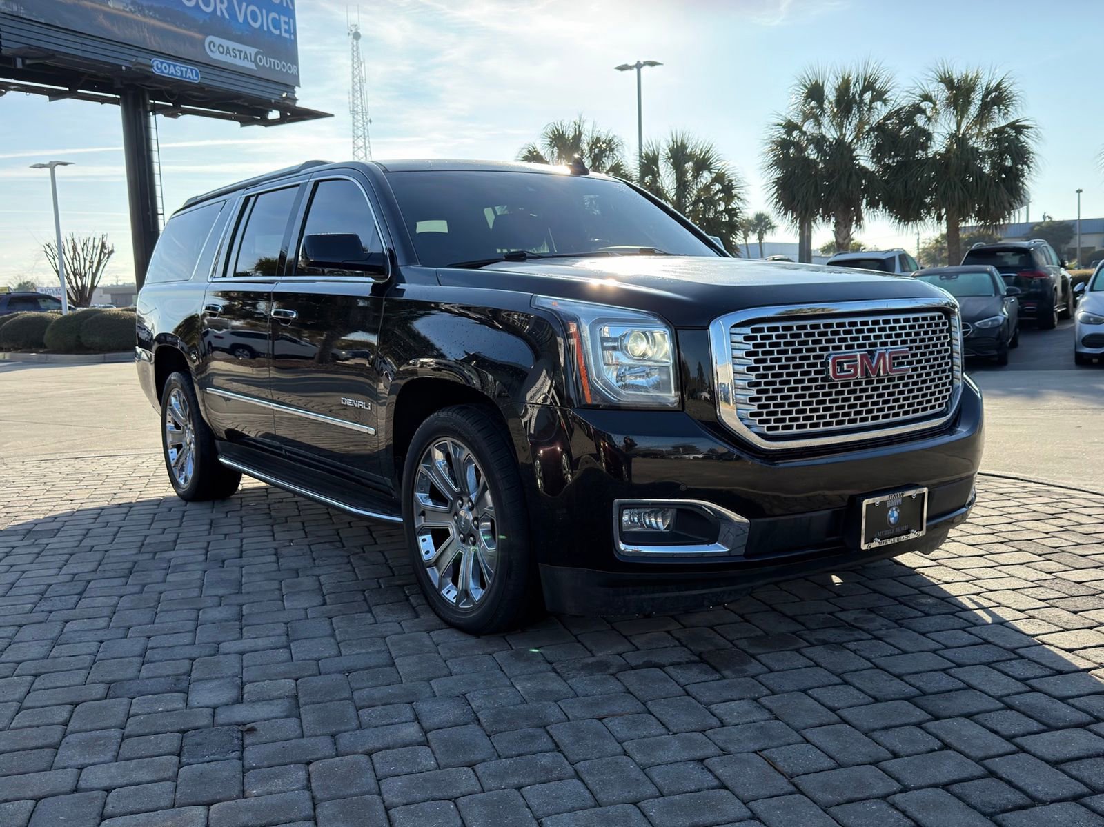Used 2015 GMC Yukon XL Denali w/ Open Road Package image 7