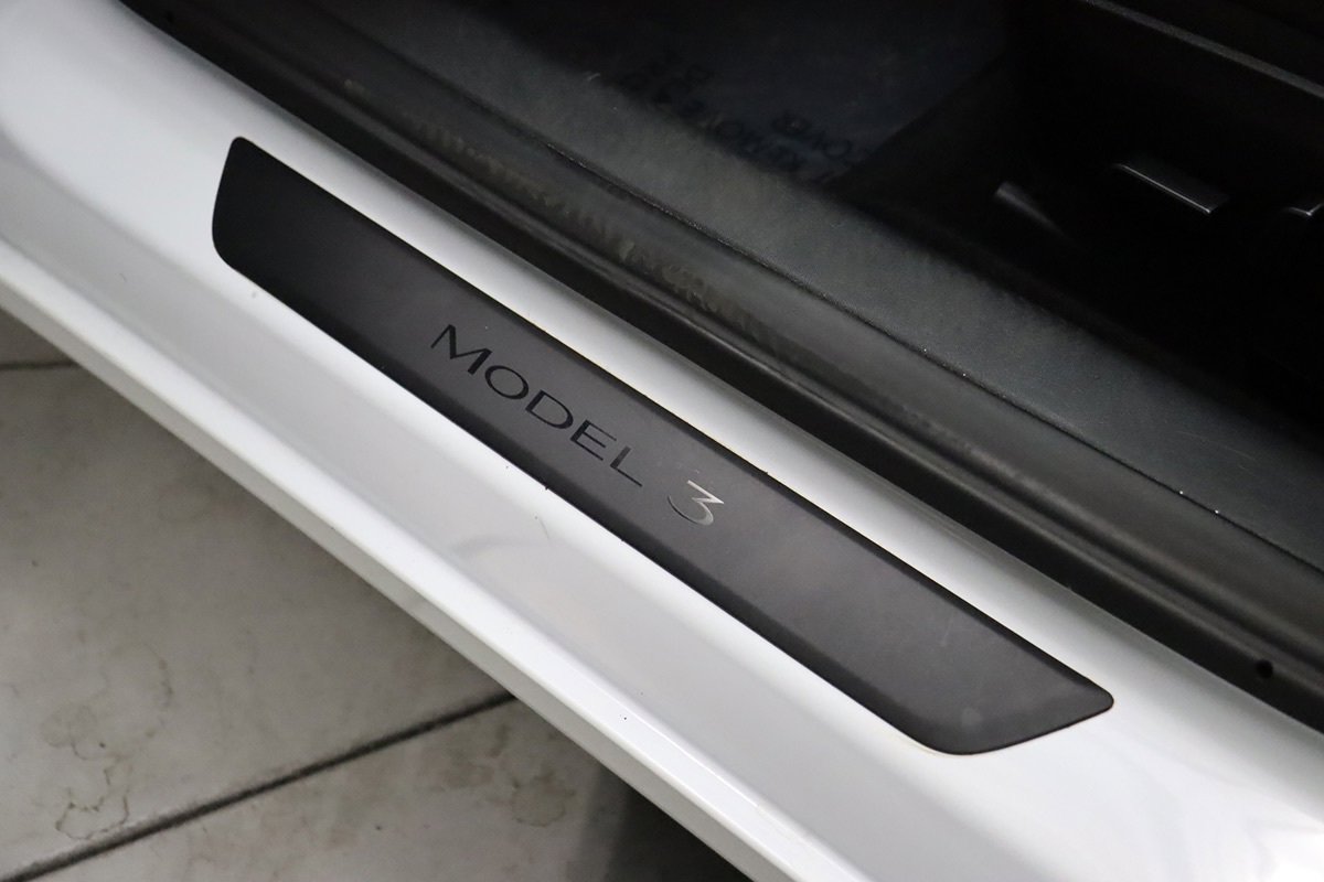 Used 2023 Tesla Model 3 Standard Range RWD image 33