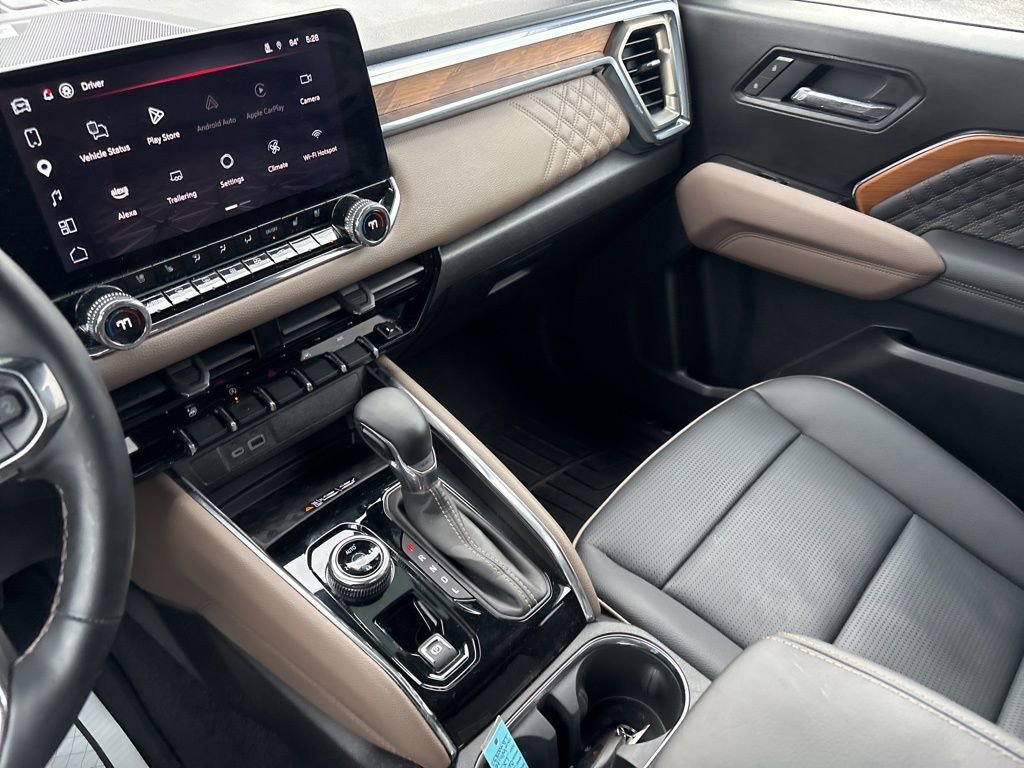 Used 2025 GMC Canyon Denali image 24