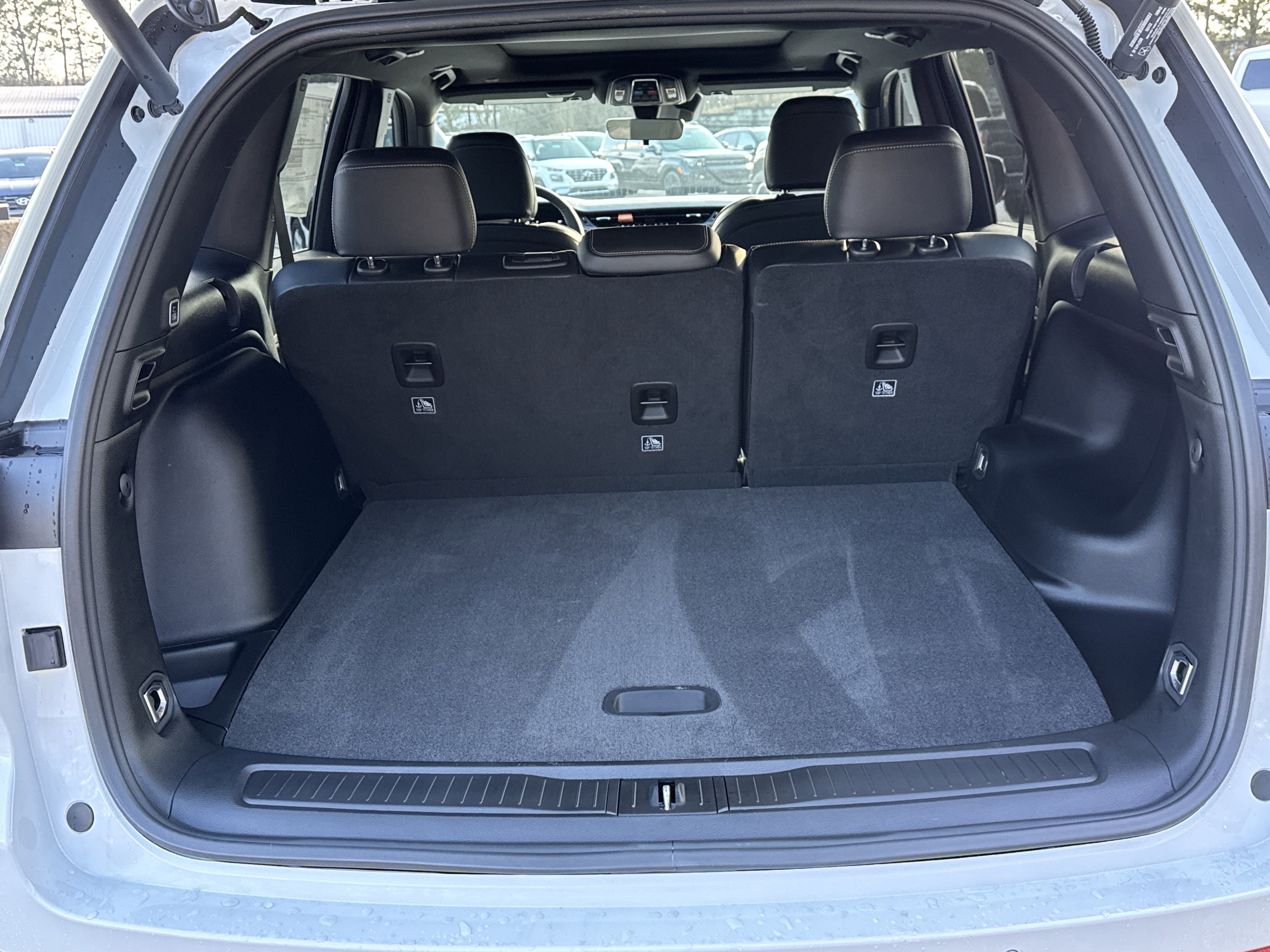 New 2025 Jeep Grand Cherokee Limited w/ Black Appearance Package image 23