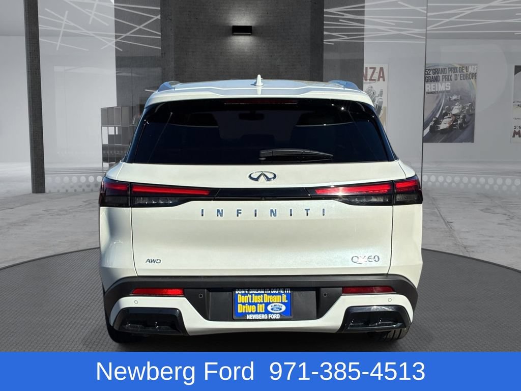 Used 2025 INFINITI QX60 Luxe AWD/4WD image 6