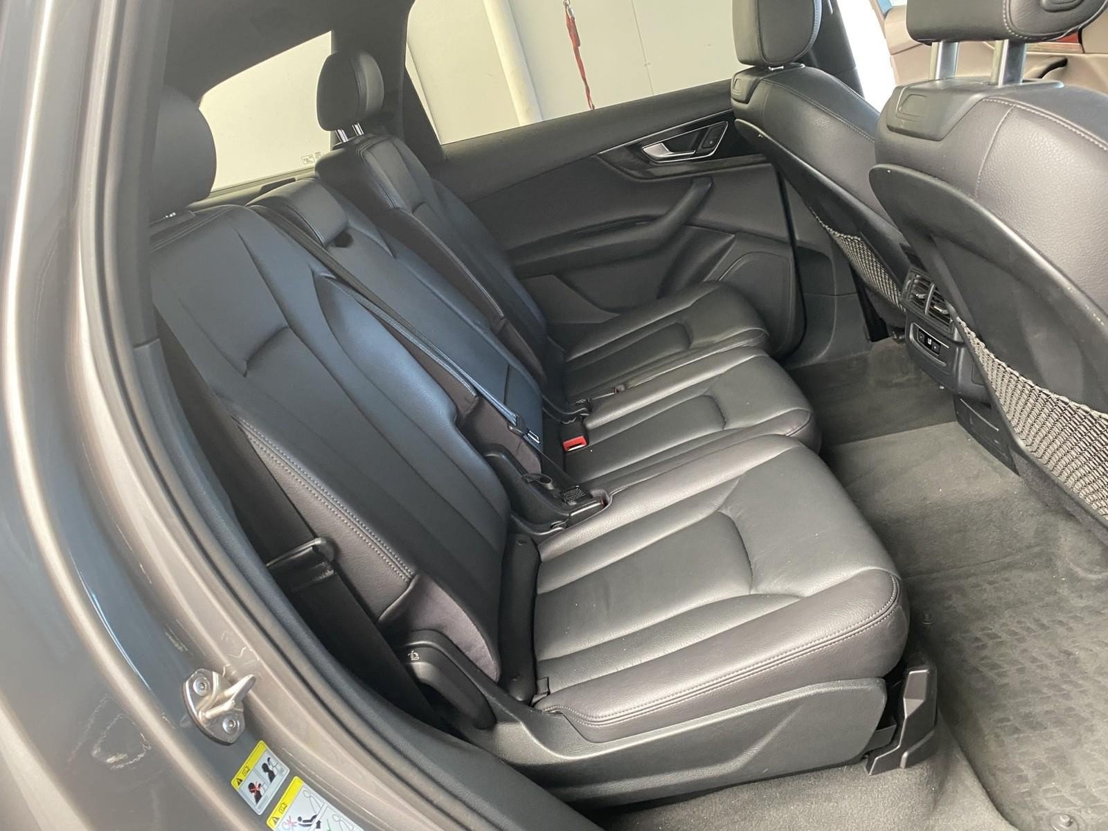 Used 2017 Audi Q7 3.0T Premium Plus w/ Premium Plus Package AWD/4WD image 13