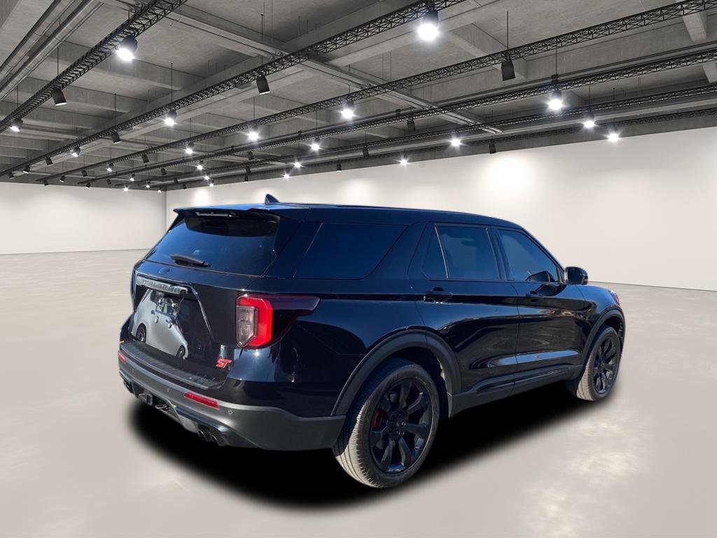 Used 2022 Ford Explorer ST w/ ST Street Pack image 7