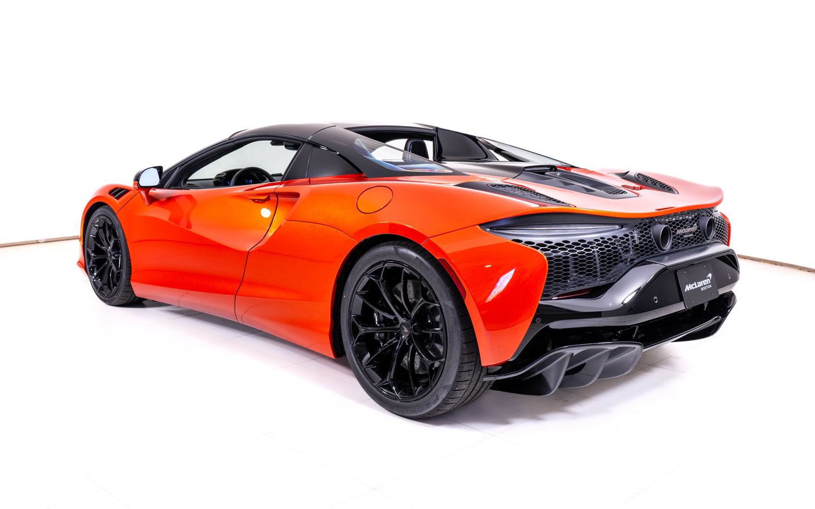 New 2026 McLaren Artura Spider RWD image 4