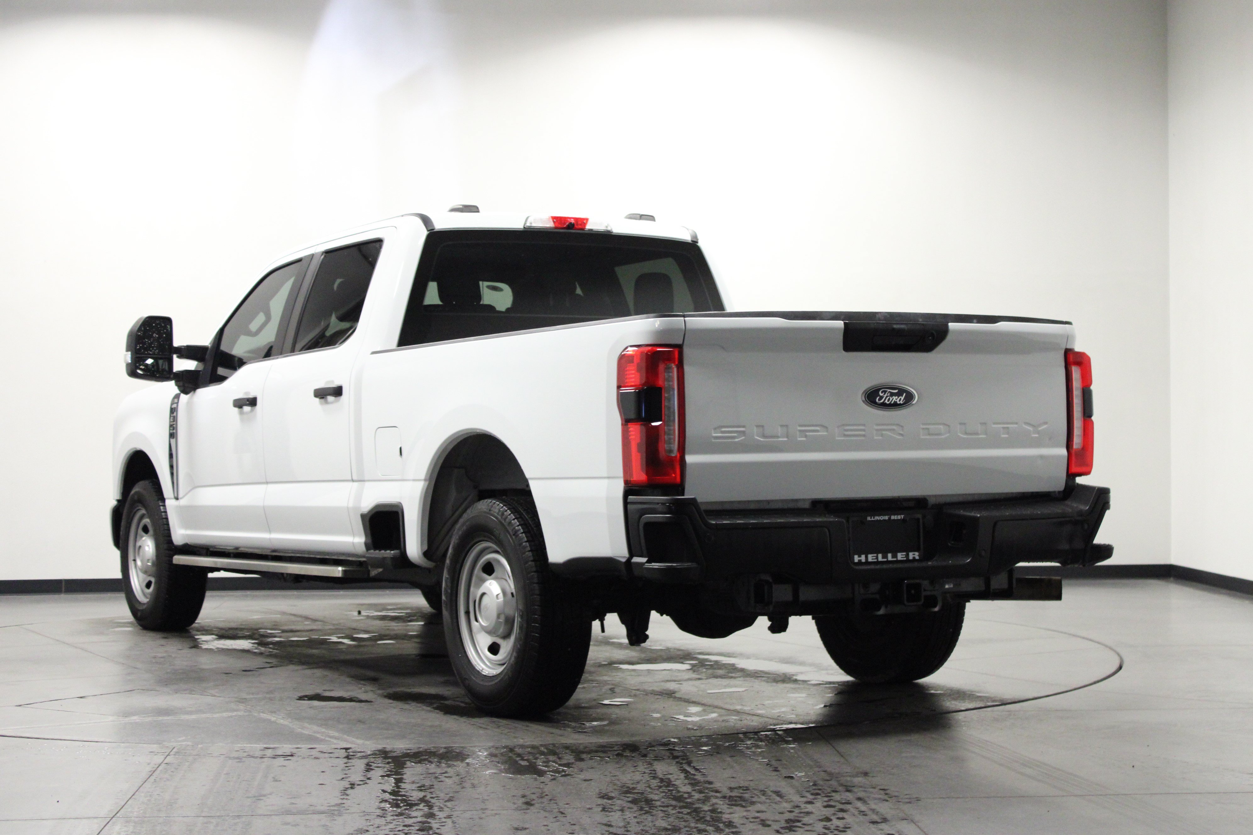 Used 2024 Ford F350 XL w/ 360-Degree Camera Package RWD image 6
