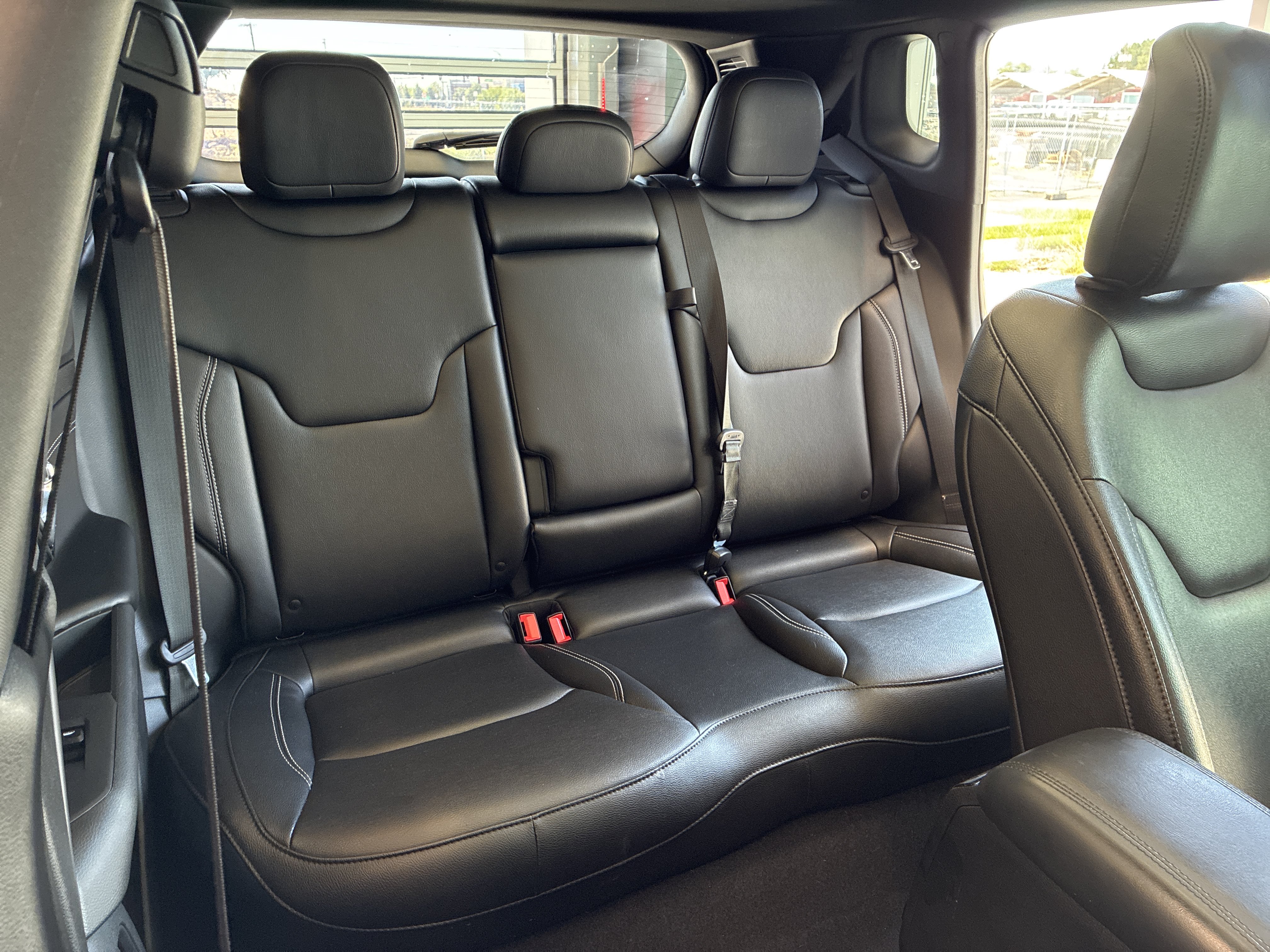 Used 2024 Jeep Compass Limited w/ High Altitude Package AWD/4WD image 14