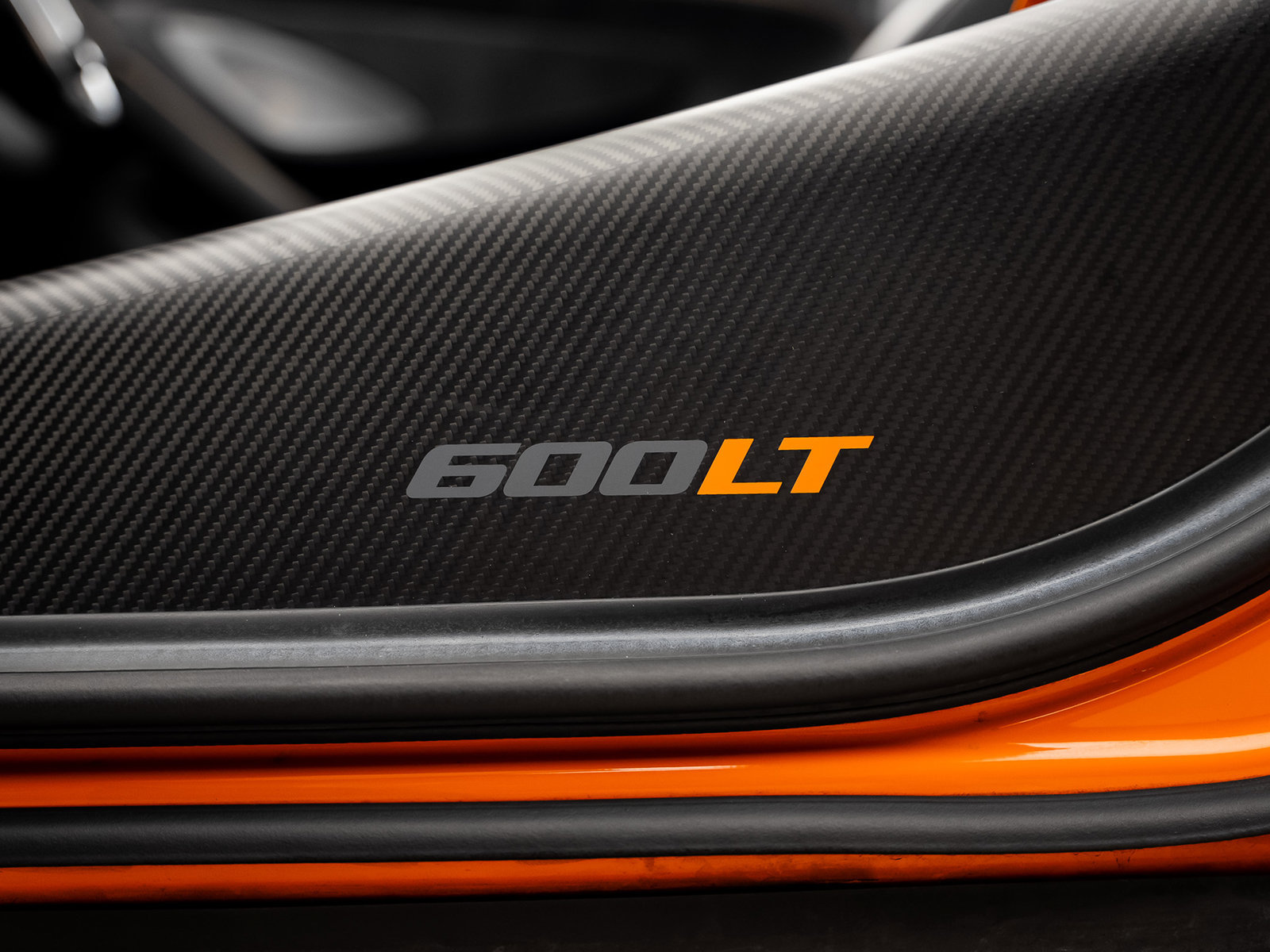 Used 2020 McLaren 600LT Spider RWD image 55
