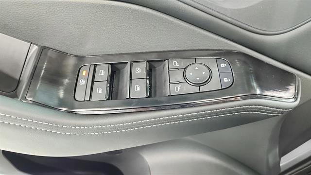 New 2026 Nissan Rogue SV image 17