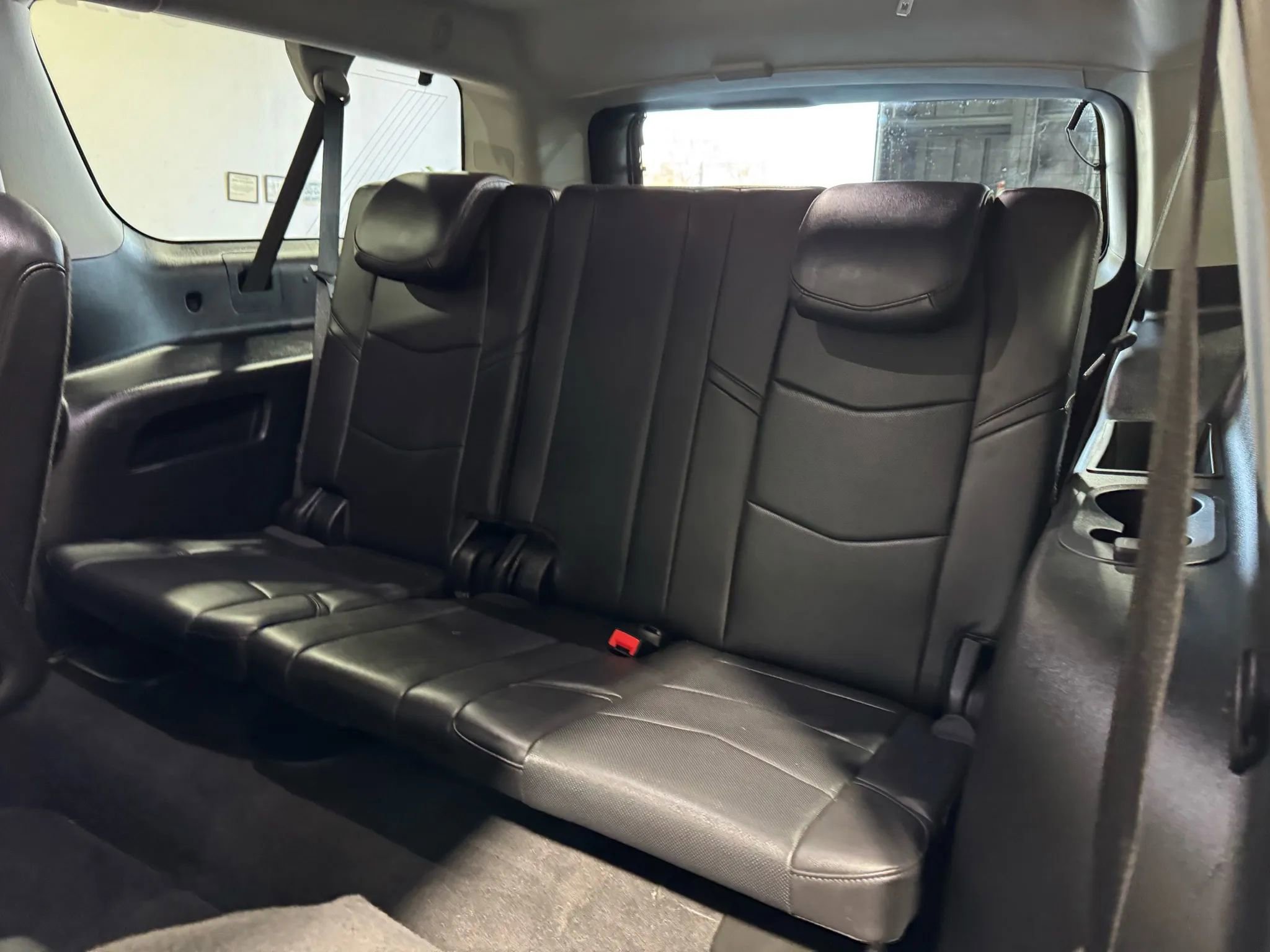 Used 2020 Cadillac Escalade ESV 2WD image 13