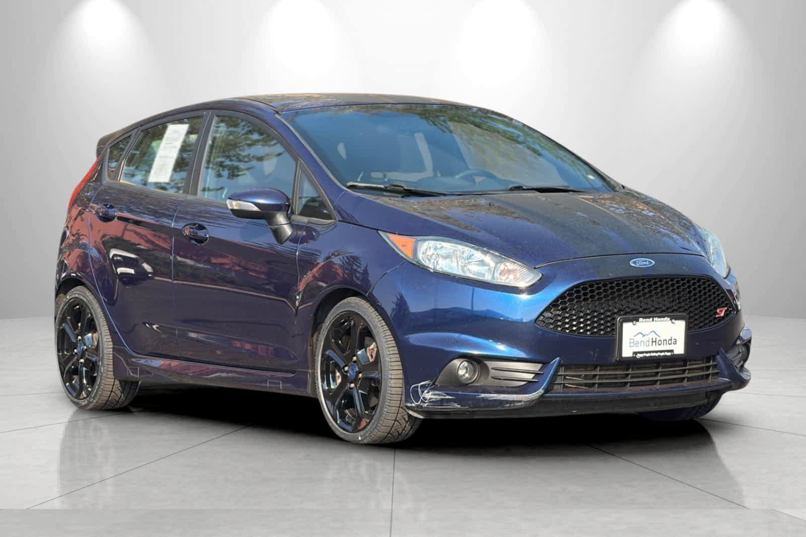 Used 2016 Ford Fiesta ST FWD image 9