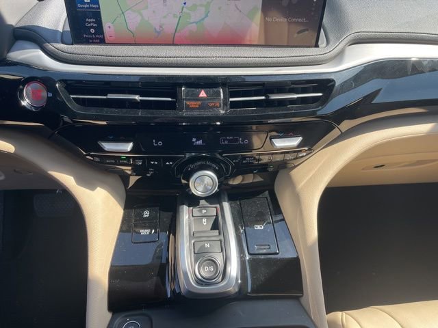 Used 2025 Acura MDX SH-AWD image 17
