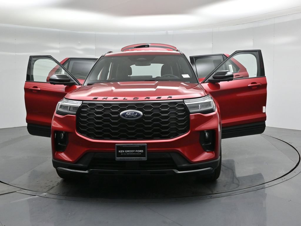 New 2026 Ford Explorer ST-Line w/ ST-Line Street Pack image 31