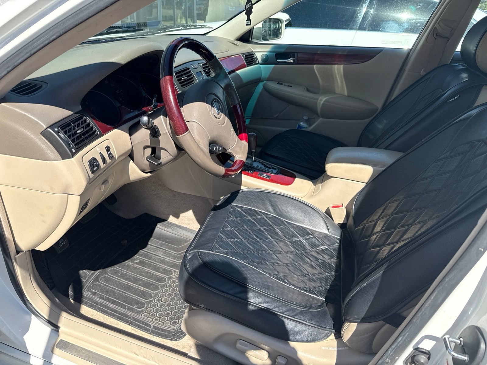 Used 2003 Lexus ES 330 FWD image 8