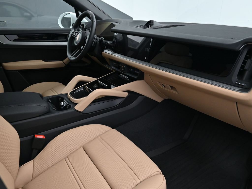 New 2026 Porsche Cayenne Coupe image 14