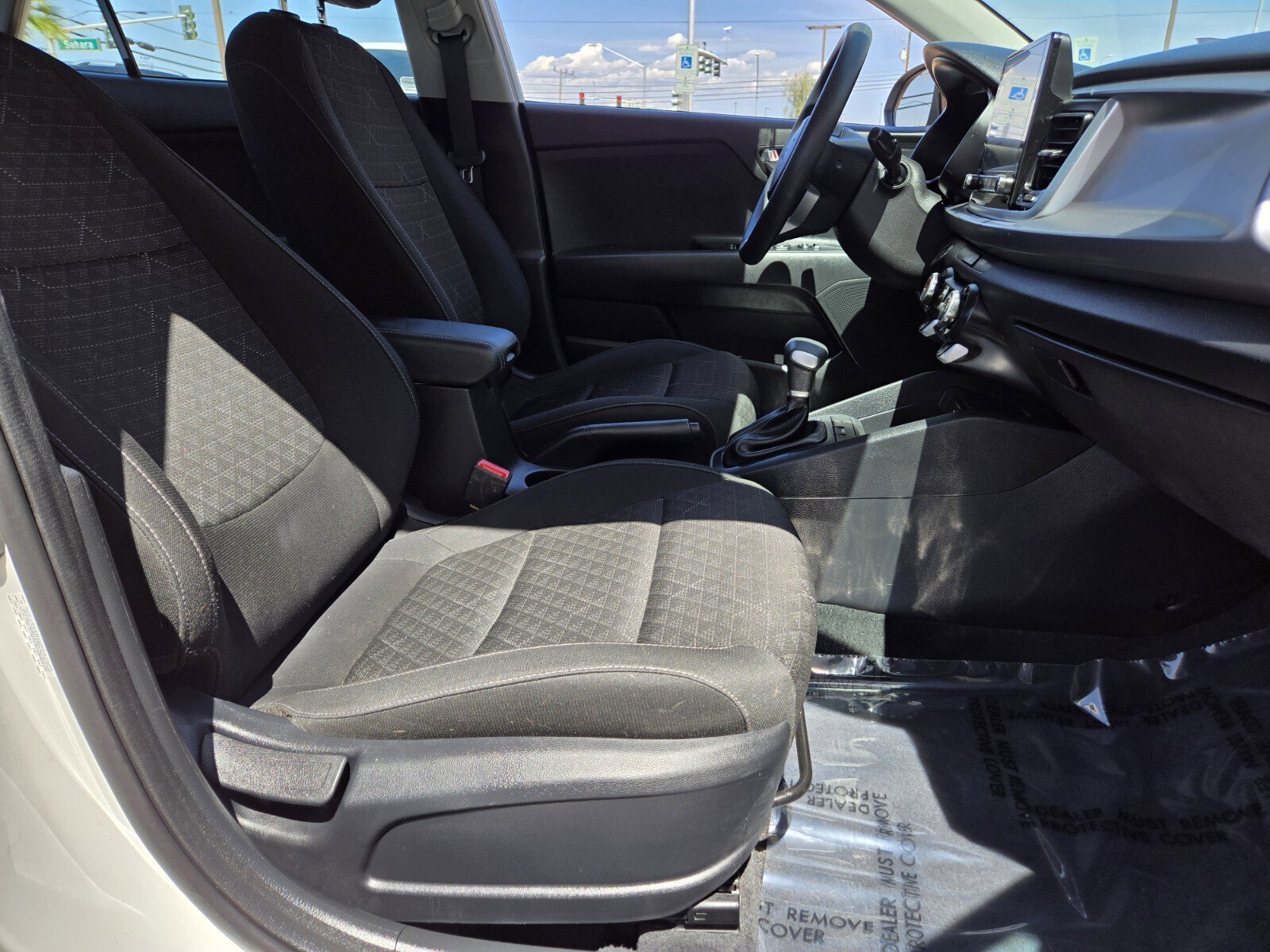 Used 2022 Kia Rio S w/ Technology Package image 11