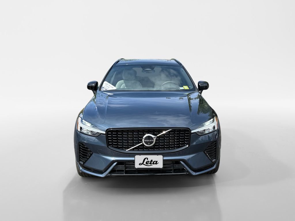 Used 2024 Volvo XC60 T8 Ultimate w/ Protection Package Premier AWD/4WD image 8