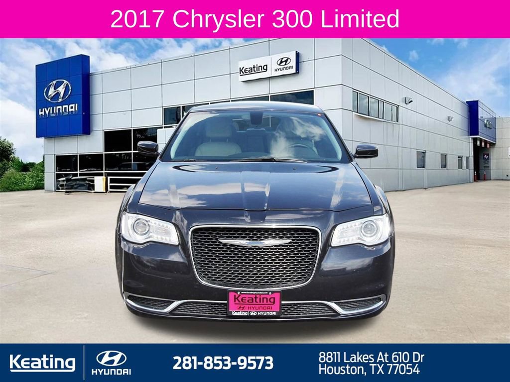 Used 2017 Chrysler 300 Limited image 2