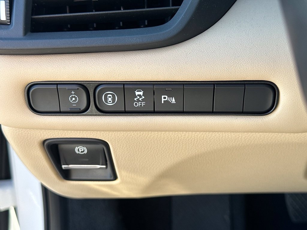 Used 2025 Acura TLX w/ Technology Package FWD image 18