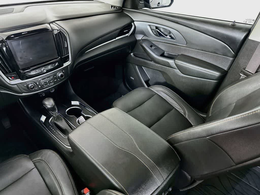 Used 2021 Chevrolet Traverse Premier w/ Redline Edition AWD/4WD image 11