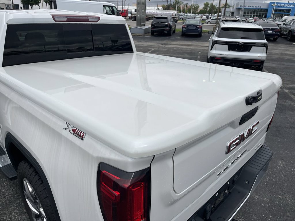 Used 2023 GMC Sierra 1500 SLT w/ SLT Convenience Package AWD/4WD image 23
