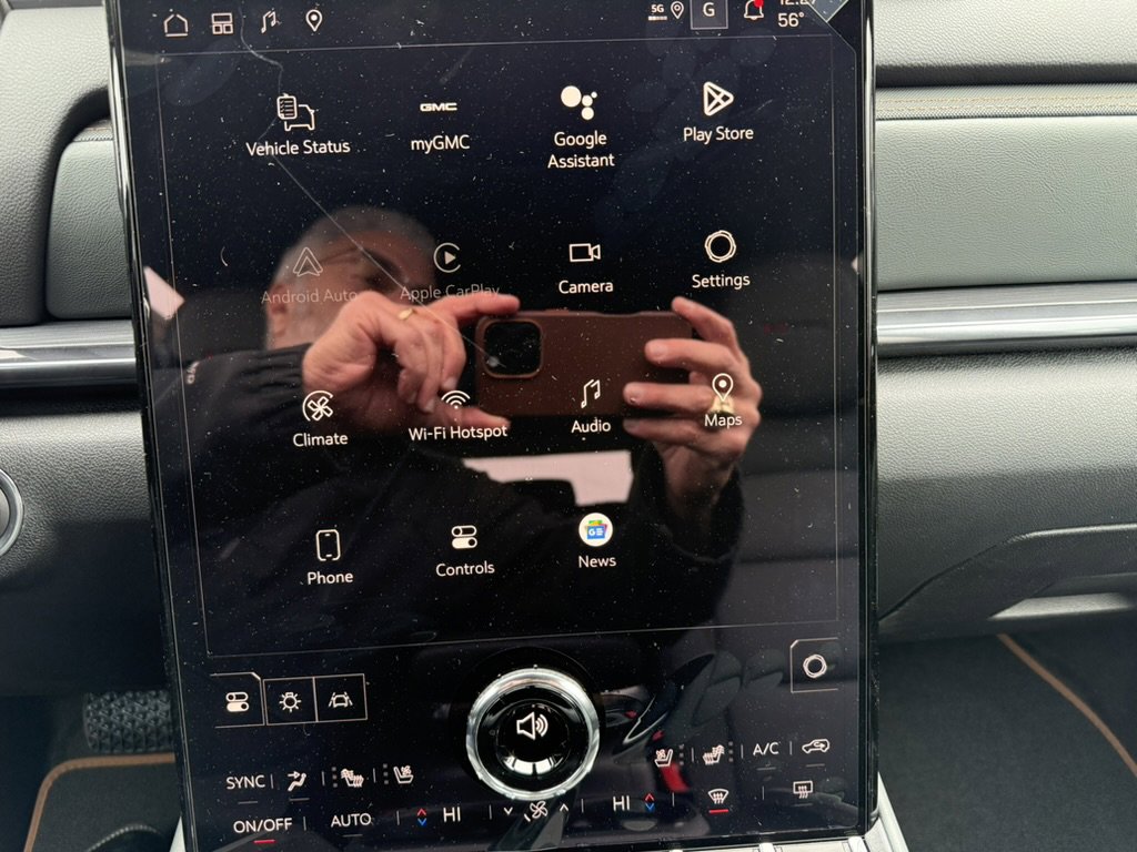 New 2026 GMC Terrain AT4 w/ Convenience Package III image 16