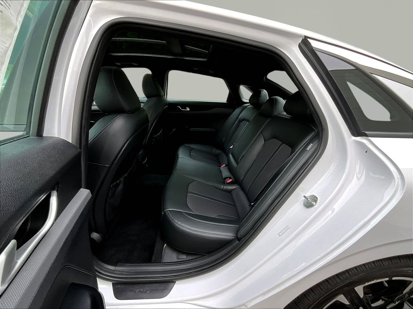 Used 2022 Kia K5 GT-Line w/ GT-Line Awd Premium Package image 22