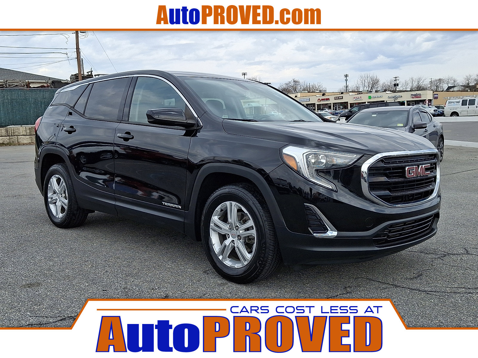 Used 2019 GMC Terrain SLE image 1