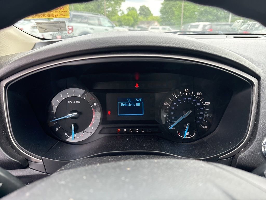 Used 2018 Ford Fusion S FWD image 23