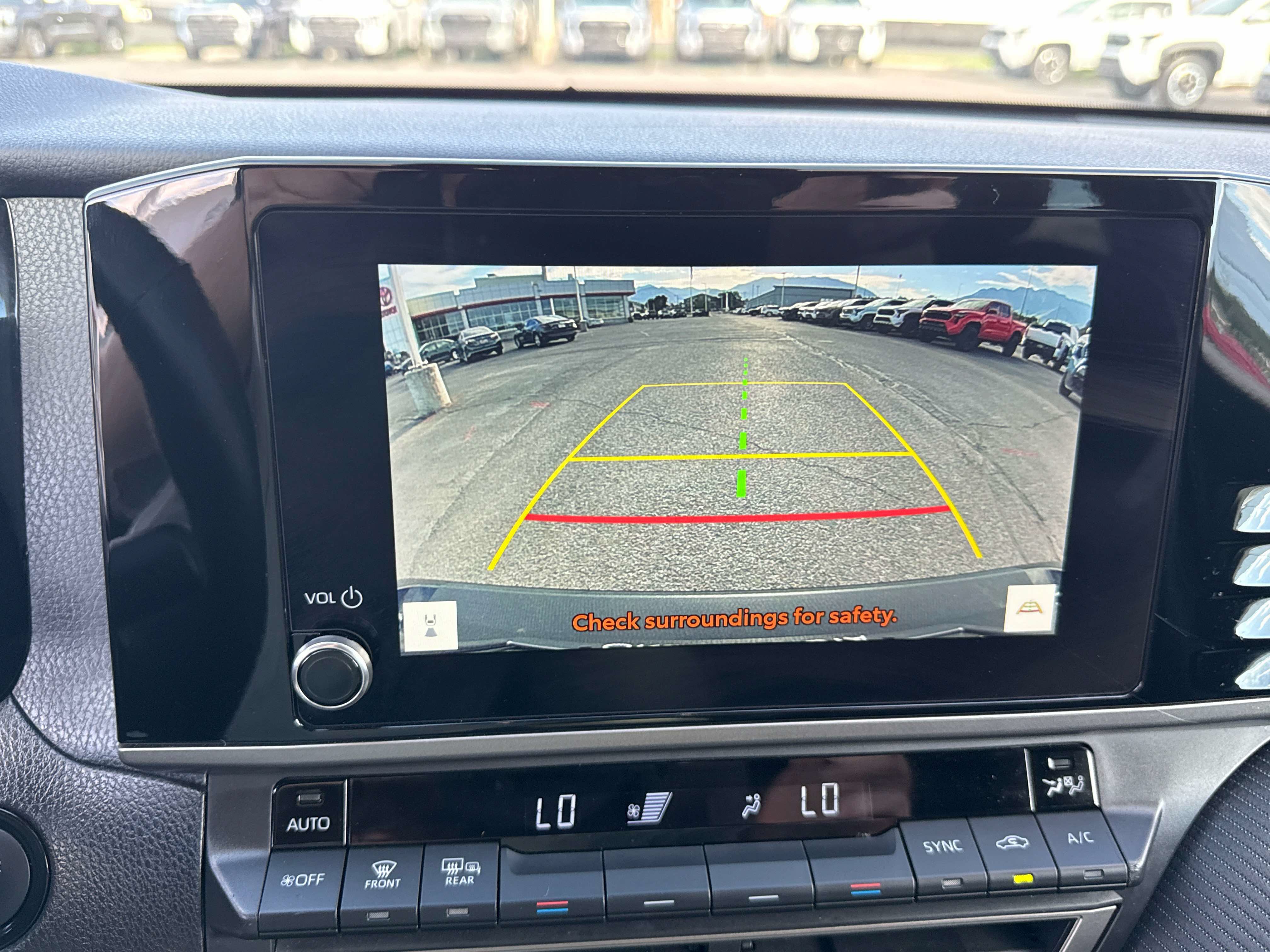Used 2025 Toyota Camry SE FWD image 22