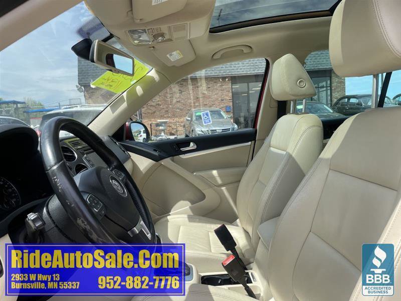 Used 2013 Volkswagen Tiguan S AWD/4WD image 10