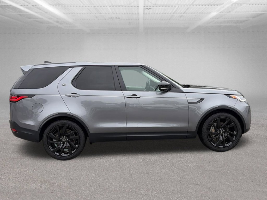 Used 2025 Land Rover Discovery S AWD/4WD image 6