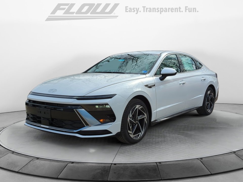 New 2026 Hyundai Sonata SEL FWD image 3