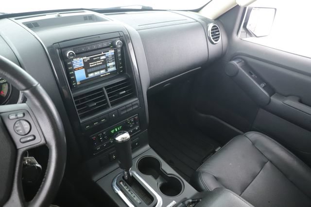Used 2010 Ford Explorer Sport Trac Limited AWD/4WD image 26