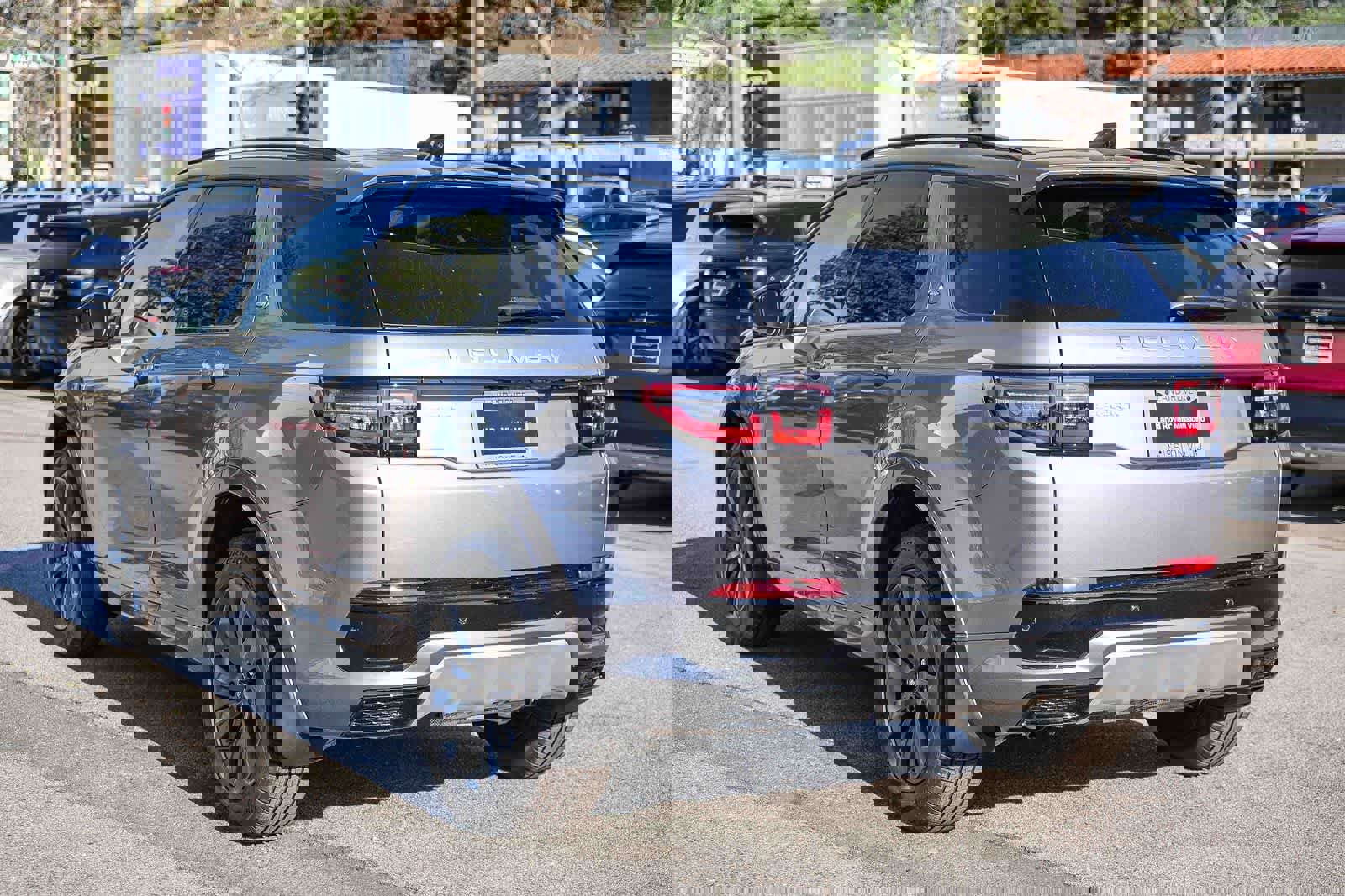 New 2025 Land Rover Discovery Sport S image 6