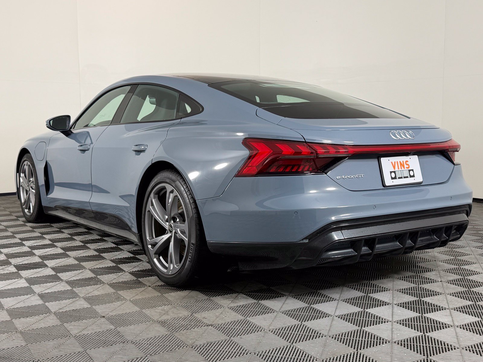 Used 2023 Audi e-tron GT Premium Plus AWD/4WD image 7