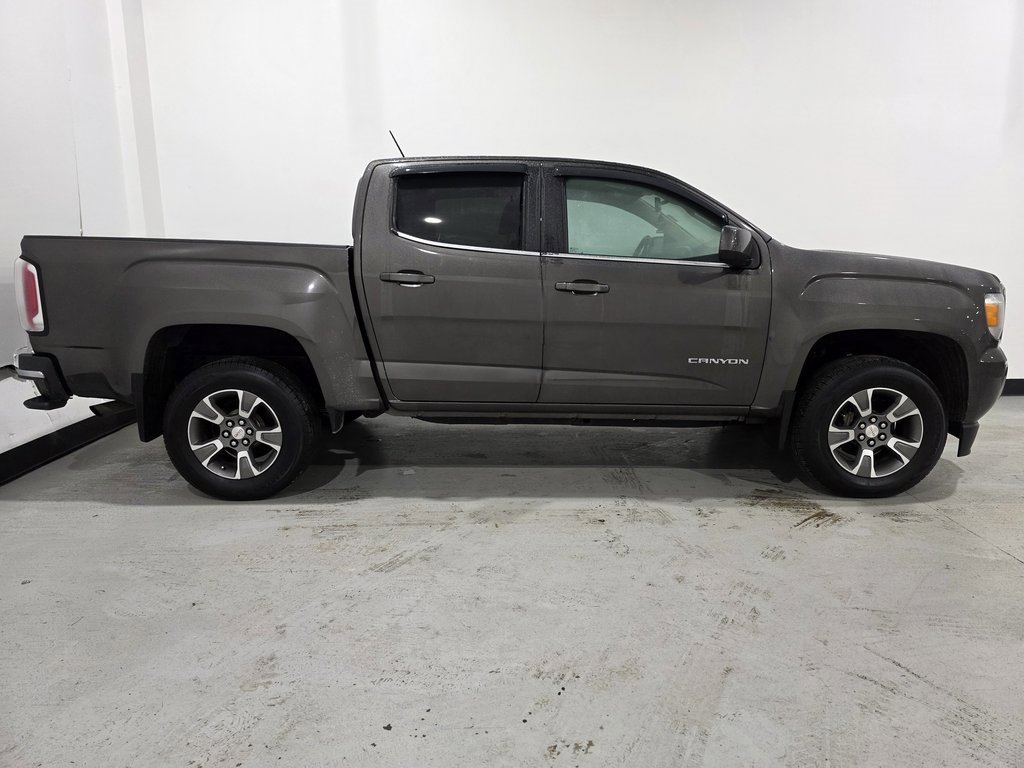 Used 2019 GMC Canyon SLE image 23