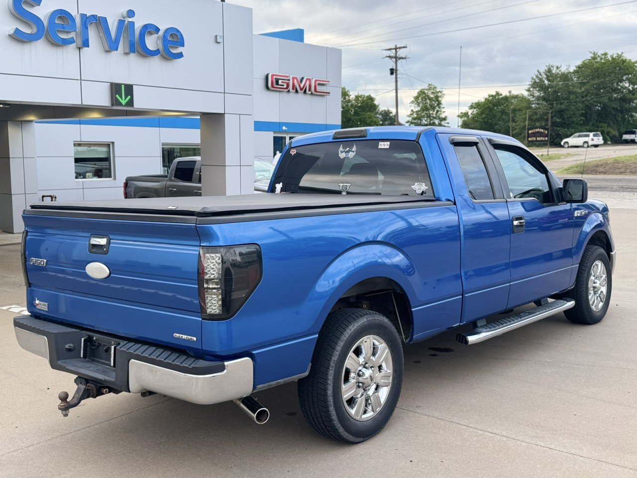 Used 2011 Ford F150 XLT w/ XLT Chrome Pkg RWD image 5
