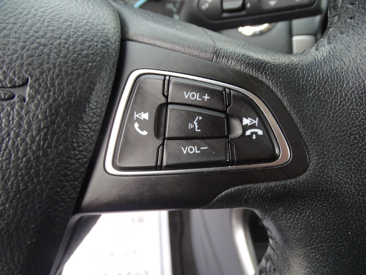 Used 2019 Ford EcoSport SE image 17