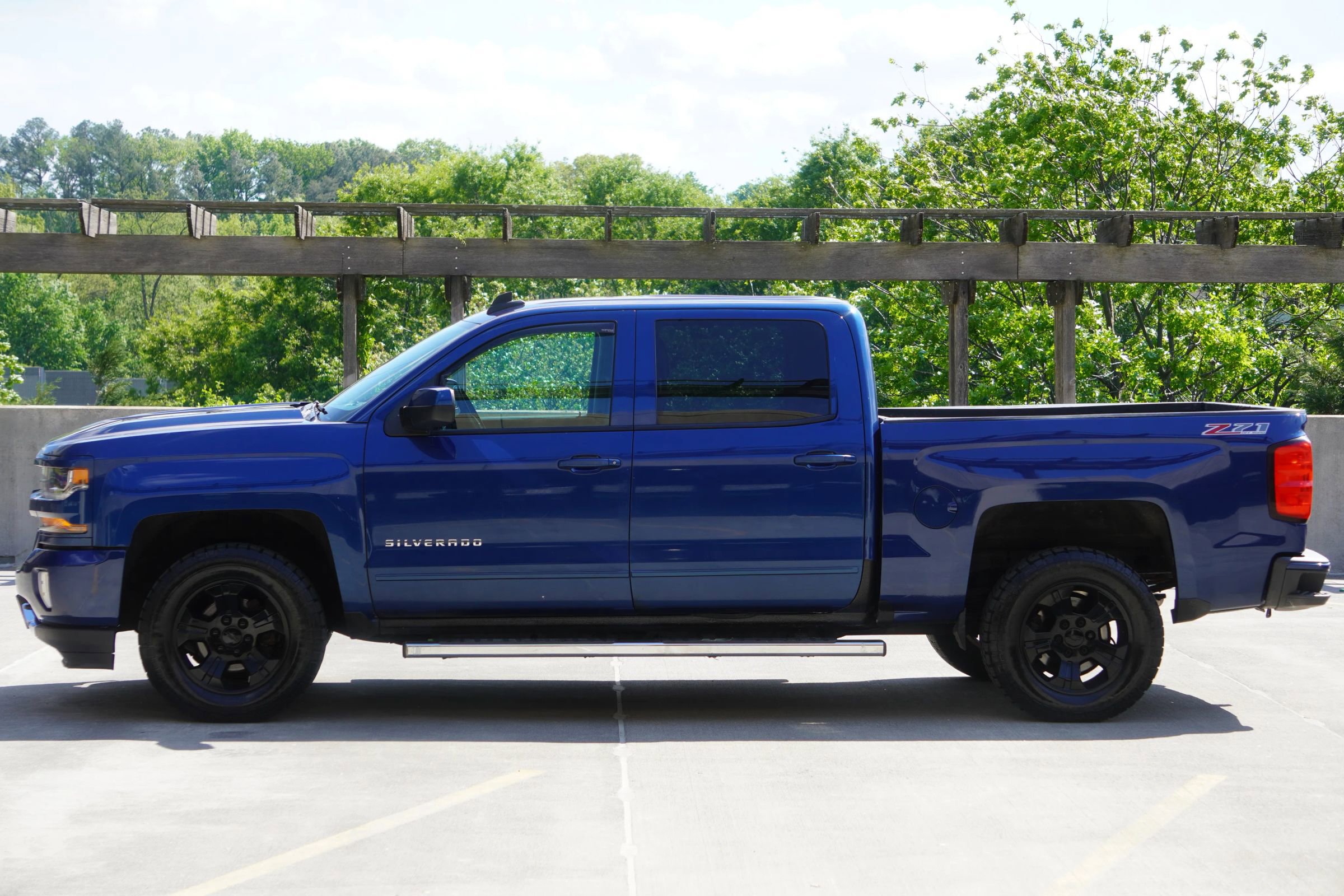 Used 2016 Chevrolet Silverado 1500 LT w/ All Star Edition AWD/4WD image 6