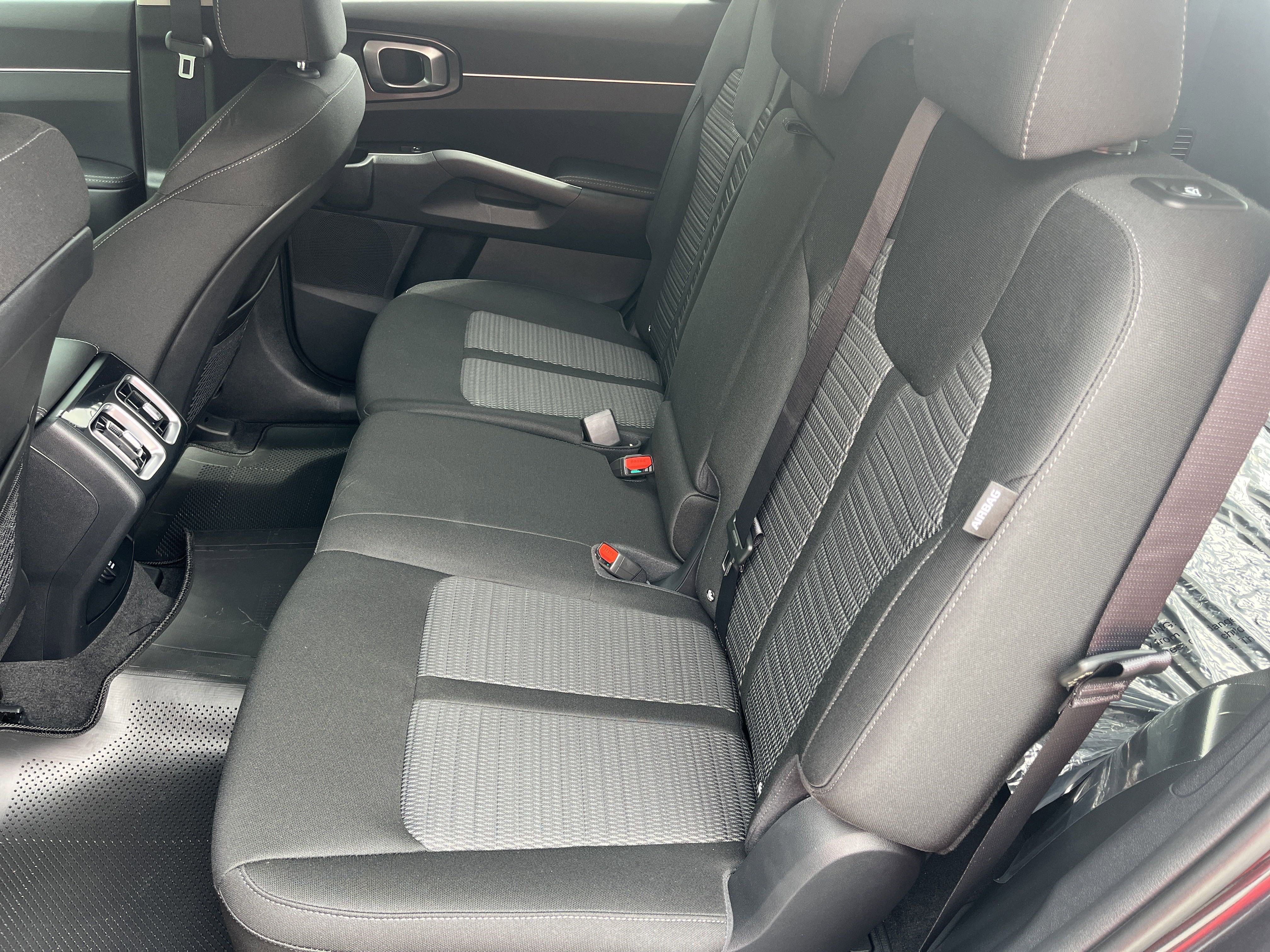 New 2025 Kia Sorento LX image 20