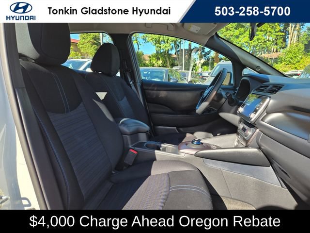 Used 2025 Nissan Leaf S FWD image 11