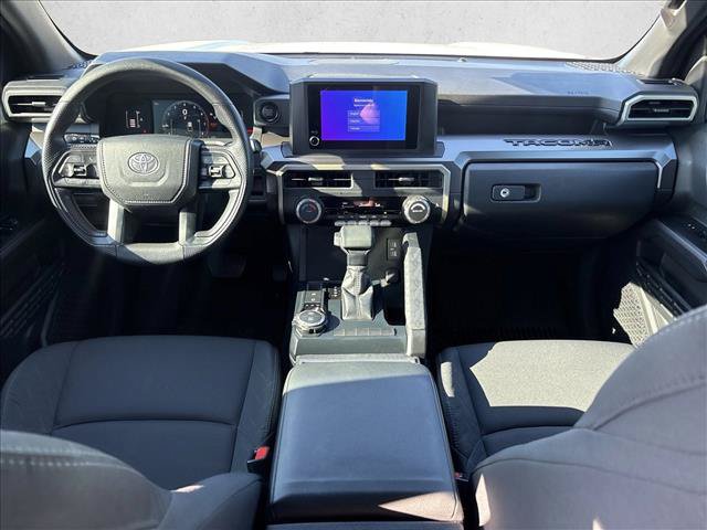 Certified 2025 Toyota Tacoma SR5 AWD/4WD image 23