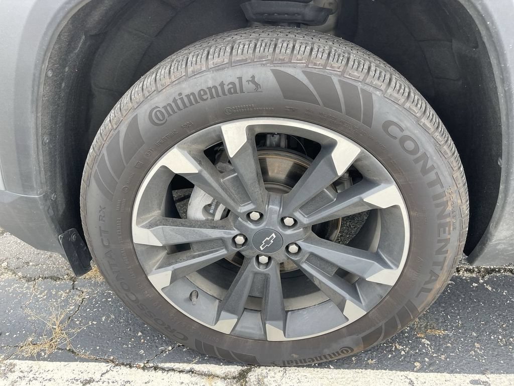Used 2025 Chevrolet Equinox RS w/ Convenience Package III FWD image 2