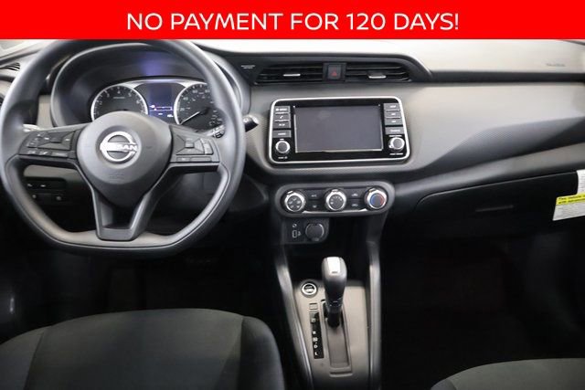 New 2025 Nissan Kicks Play S image 12
