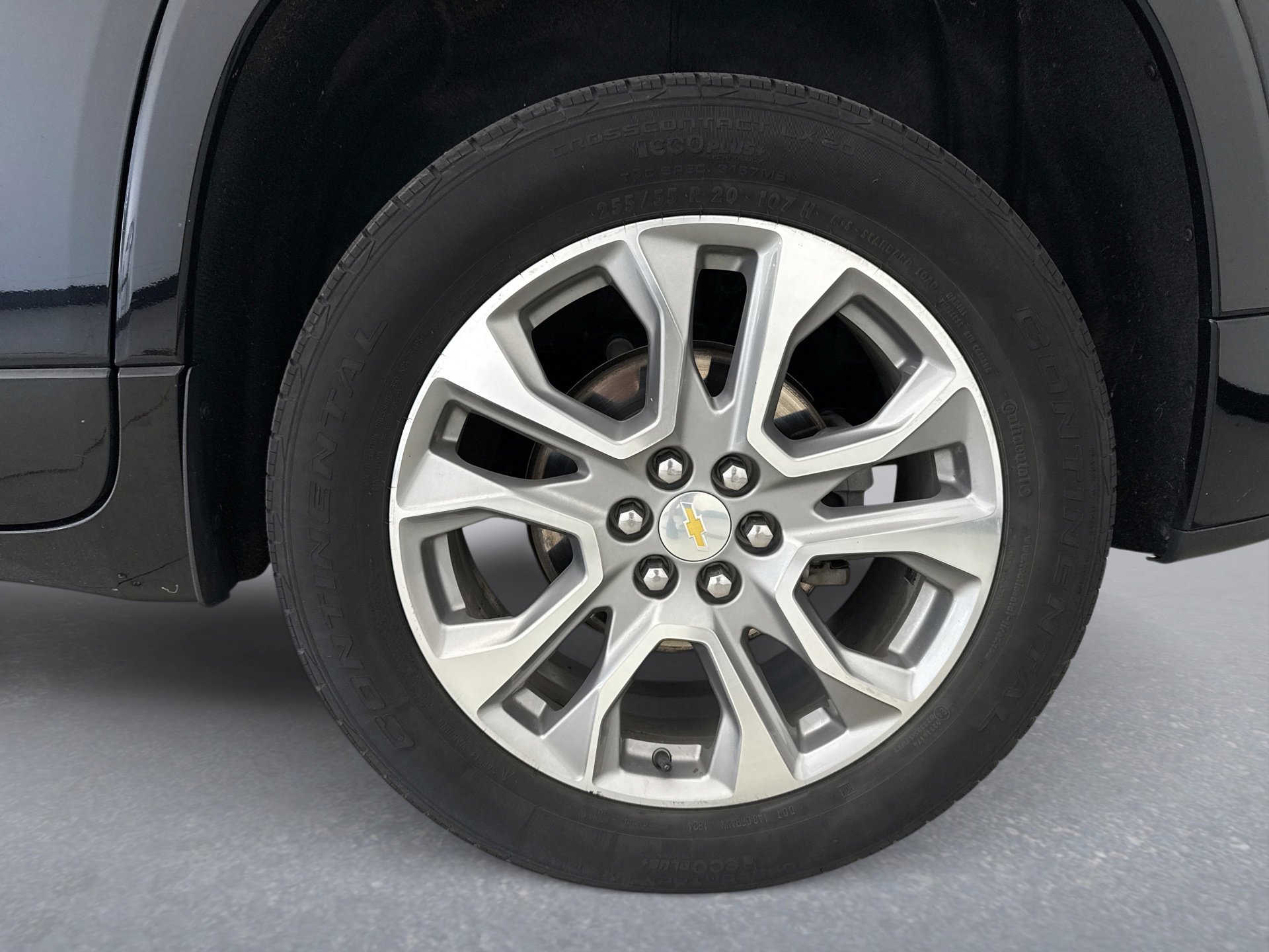 Used 2021 Chevrolet Traverse Premier AWD/4WD image 22