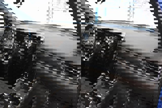 Used 2025 GMC Terrain Elevation w/ Technology Package II image 20