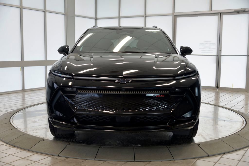 Used 2024 Chevrolet Equinox EV RS image 3